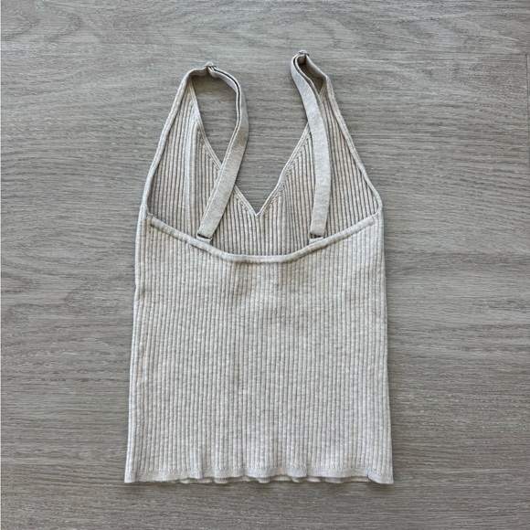 Aritzia Ribbed Cream Tank Top - Picture 2 of 3